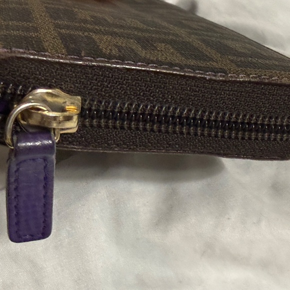 Fendi Wallet - Picture 9 of 13